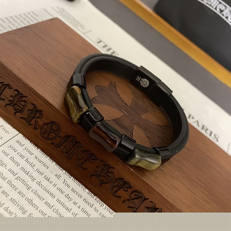 Ch**me He**ts bracelets